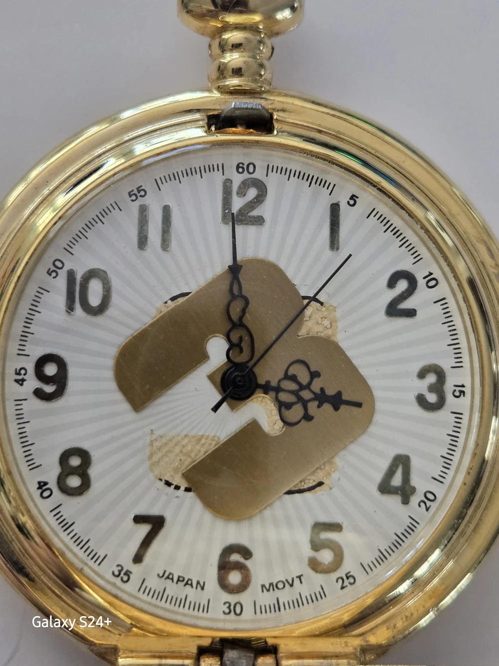 N/A gold tone